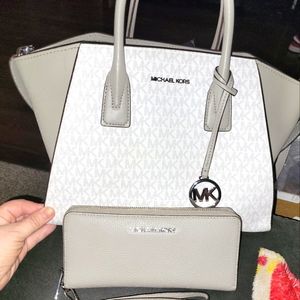 Michael Kors Purse & Wallet Set